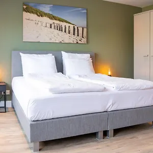 studio-23.zandvoort-hotels.com/